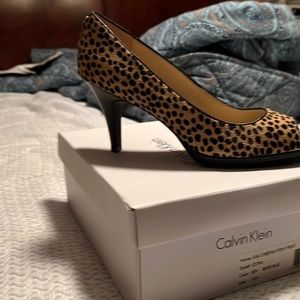 Cheetah CALVIN KLEIN-pumps 10women